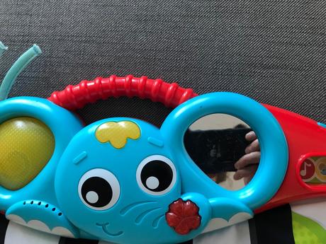 Hrací klavír do auta na sedačku alebo do postieľky, 