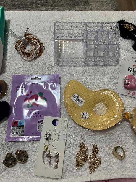 Veľký balík kozmetiky a doplnkov, 