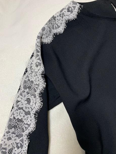 Blúzka s čipkou a 3/4 rukávom, m