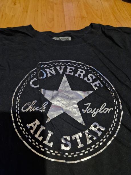 Crop top, converse,m
