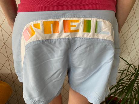 Značkové  letné šortky, l