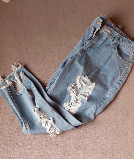 Nohavice s dierami, m