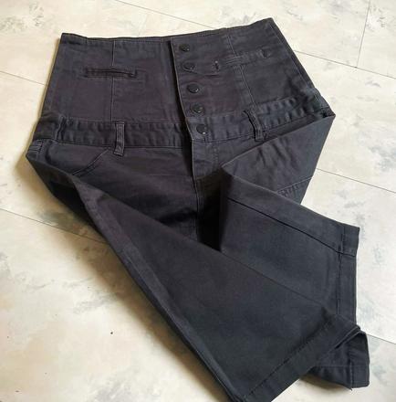 Zaujímavá sukňa, vero moda,34