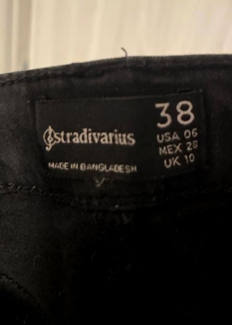 Čierne džínsy stradivarius, stradivarius,m