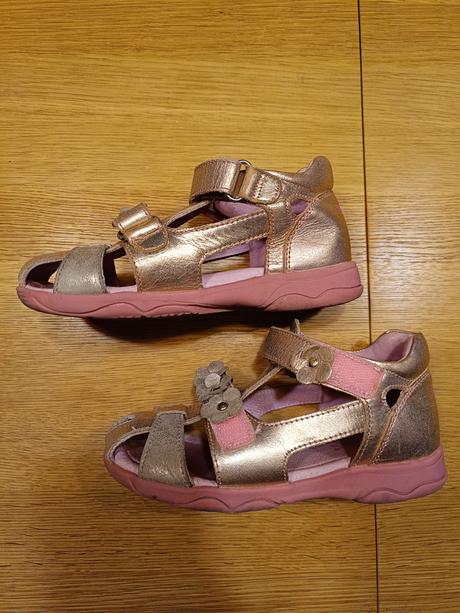 Sandálky, d.d.step,30