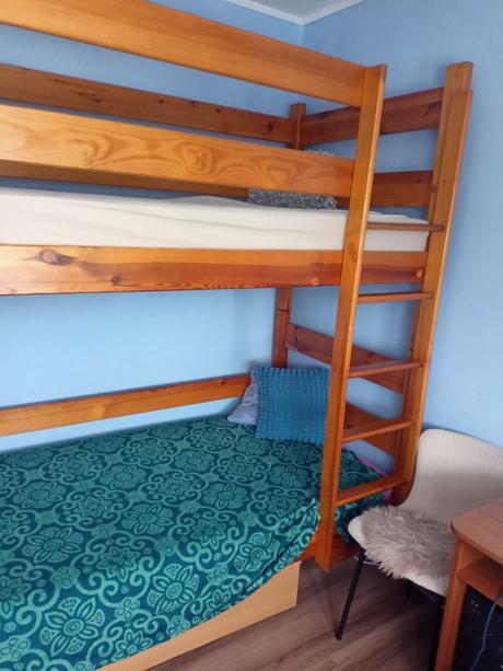 Poschodová posteľ s masívu, šírka (cm): 100,dĺžka (cm): 210