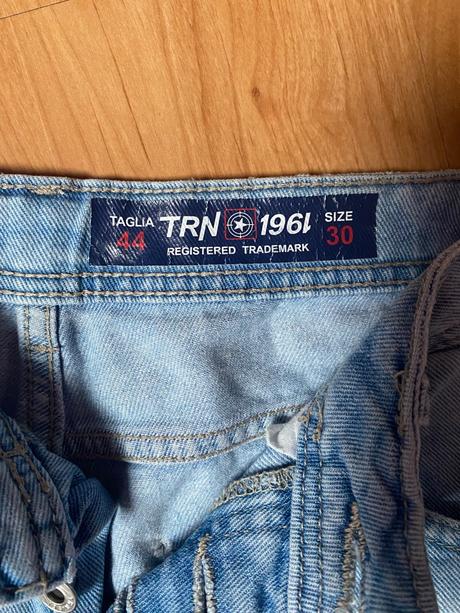 Šortky -30, terranova,30