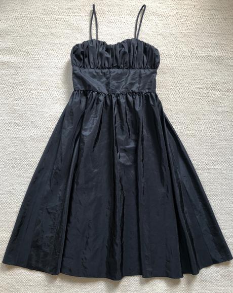 Kokteilové šaty, s