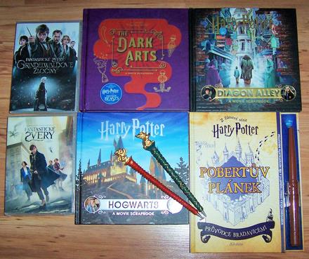Harry potter - knihy a veci z filmu,
