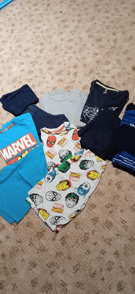 Pyžamá vel.133/140, 134