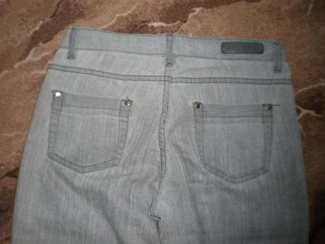 Svetlošedé rifle, colours of the world,36