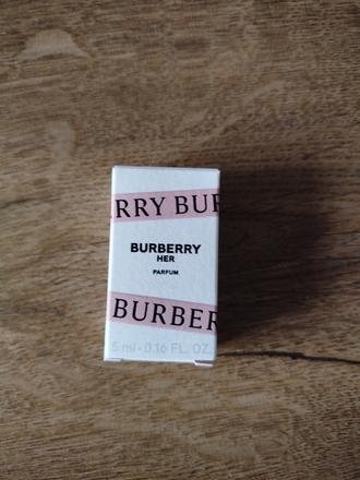 Burberry her, 