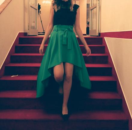 Slávnostná sukňa, s