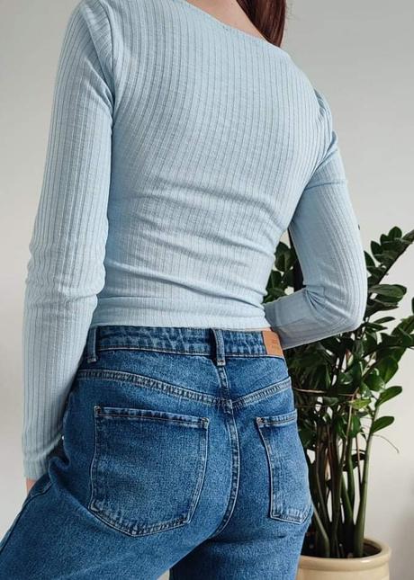 Vrúbkovaný crop top, new yorker,m