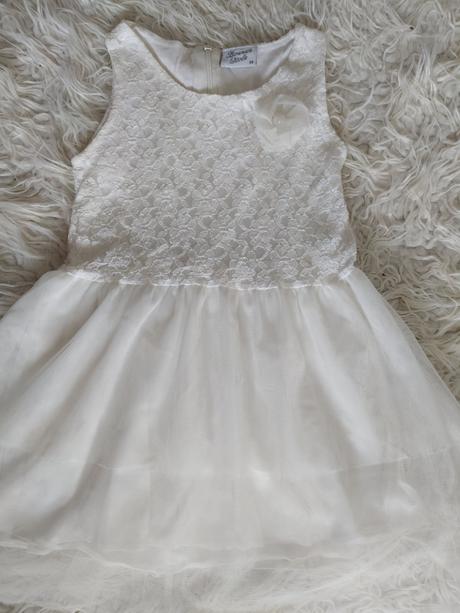 Spoločenské šaty, 98