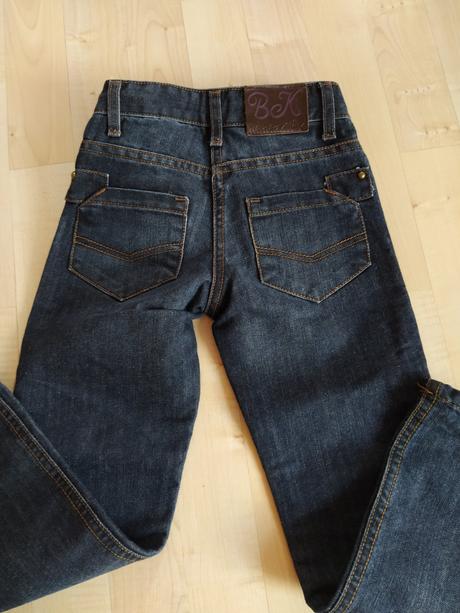 Tmavomodré rifle, 110