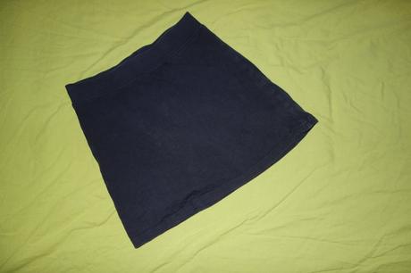 Suknicka so vsitymi krataskami, 122