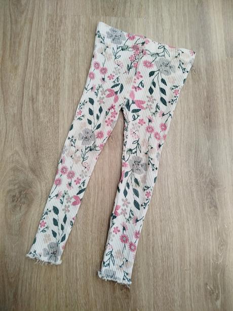 Rebrovane legíny, 104