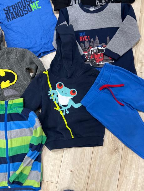 Balicek oblecenia vel. 110, 104–116