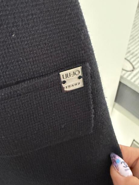 Kabátik-sako liu jo, liu jo,s