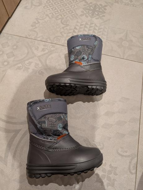 Snehule demar, demar,24