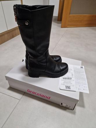 Čižmičky aj do zimy, graceland,35