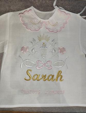 Vyšívané košieľky na krst, 