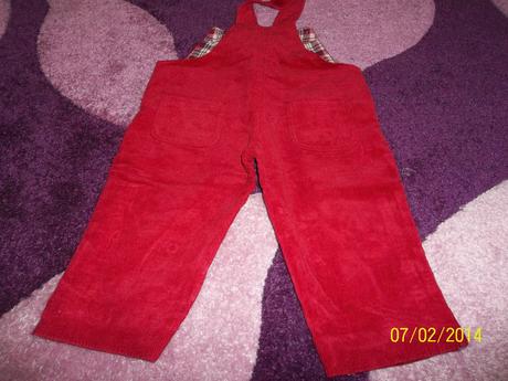 Menčester nohavice, 86