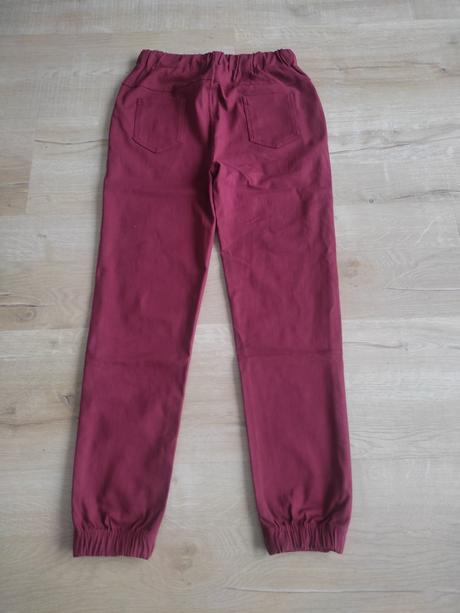 Športovo -elegantne nohavice, s