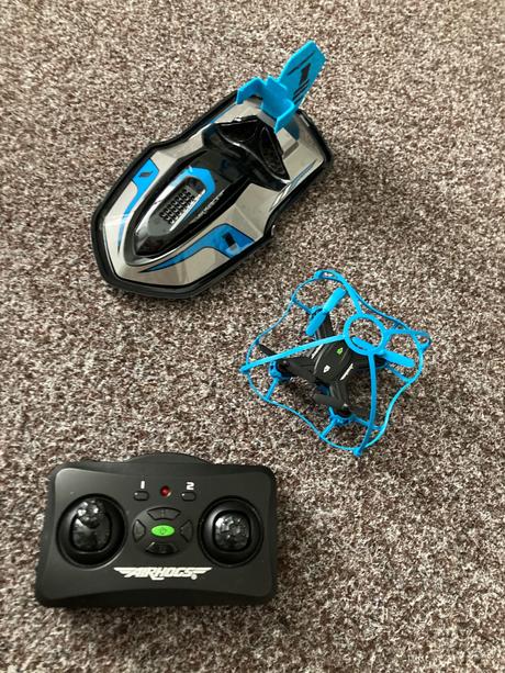 Dron air hogs hyper drift, 