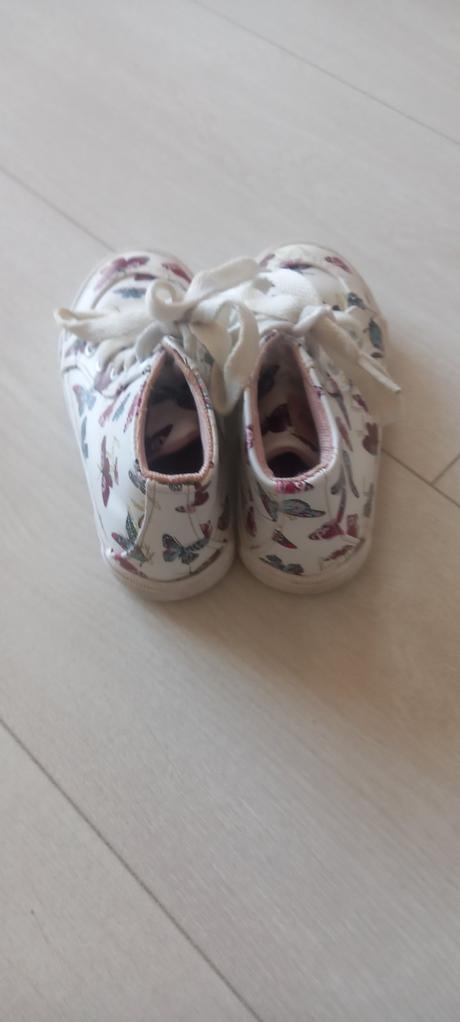 Tenisky pre dievča, lupilu,24