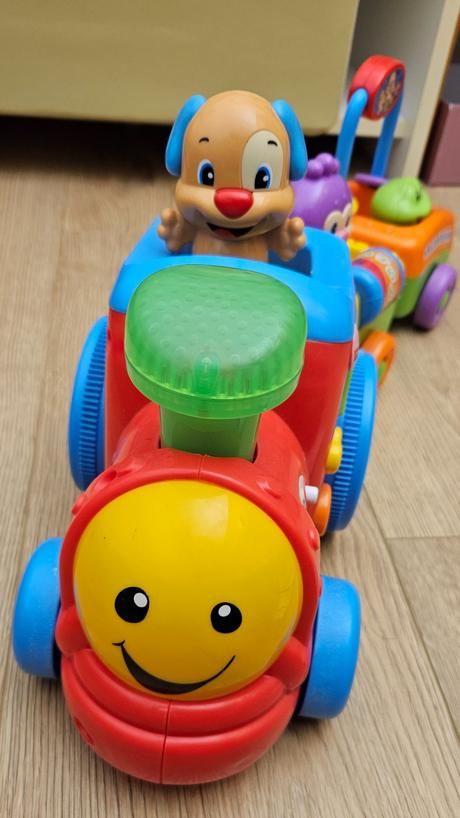 Vláčik fisher price, 