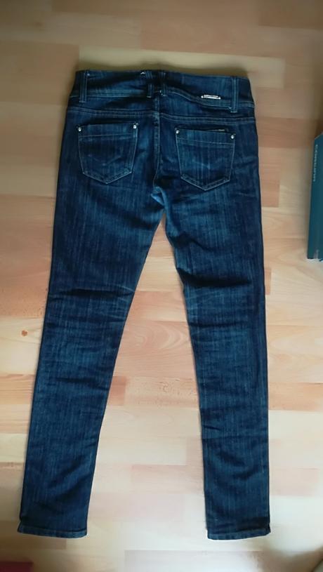 Dámske rifle veľkosť 27, 28