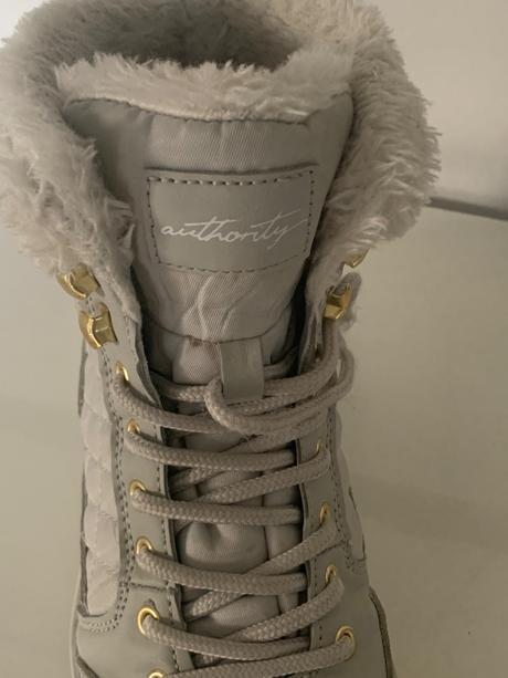 Topanky, authority,38