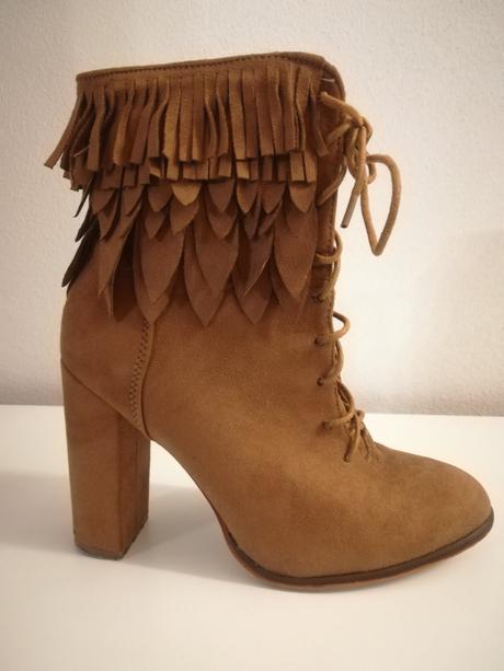 Trendy kotnicky vo farbe camel, 38