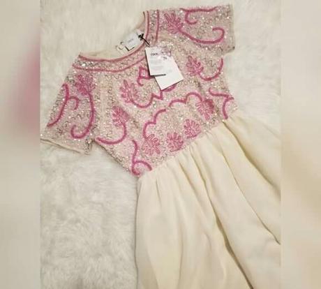 Nádherné šaty aj pre tehulky, 36 / s