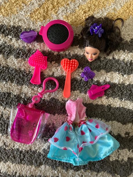 Doplnky pre barbie,