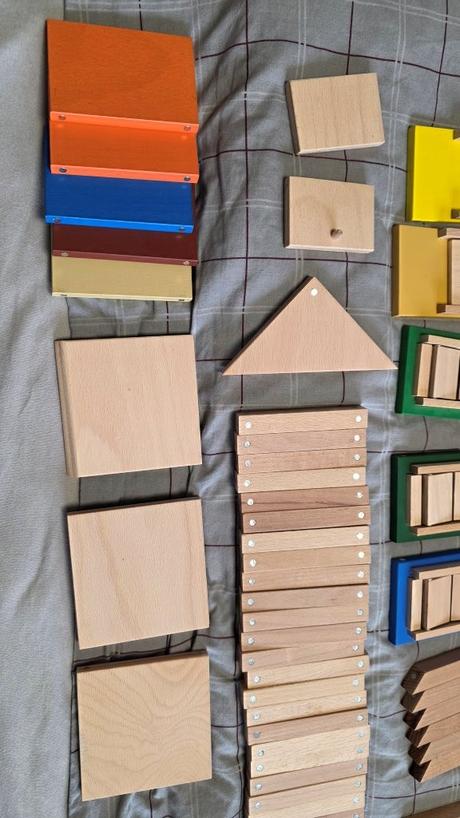 Detská drevená magnetická stavebnica d07,