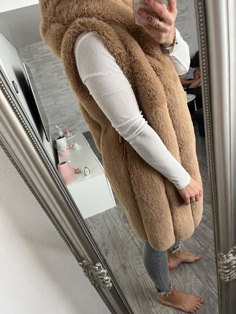 Dámska kožušinová vesta, s