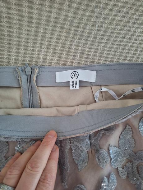 Elegantná sukňa missguided, 40