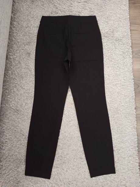 Raz oblečené čierne slim, tchibo,40