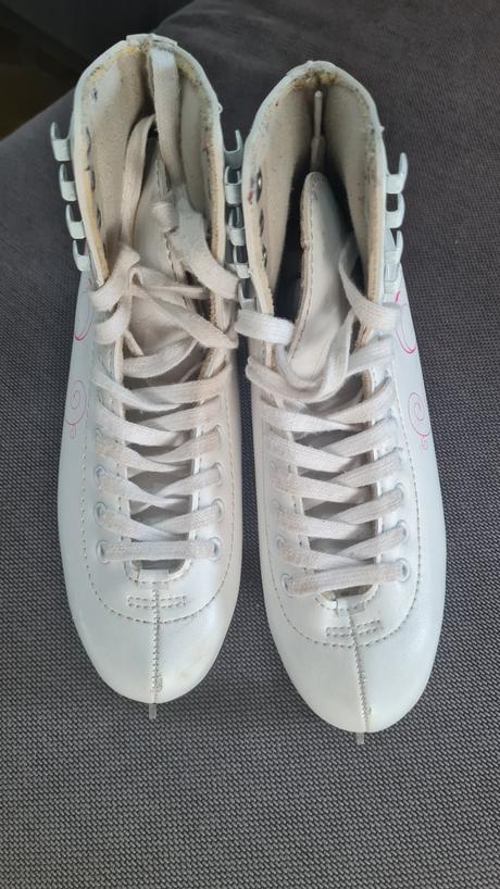 Korčule 33, crowned,33