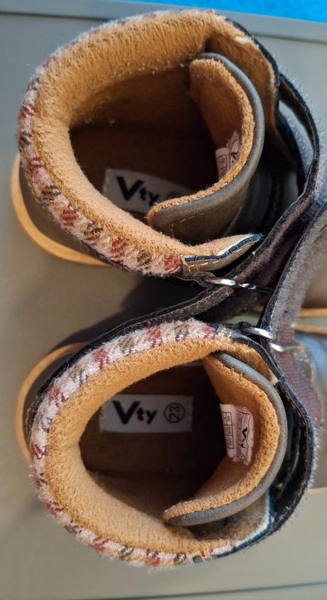 Topánky vty, v.23, victory,23