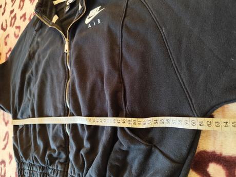 Čierna crop mikina nike air, veľ. l so širokými ru, nike,l