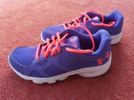 Under armour dámske tenisky veľkosť 35, under armour,35