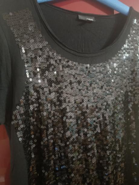 Lesklý top, next,44