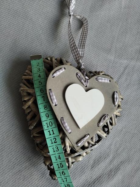 Prútené srdce 16 x 16 cm,