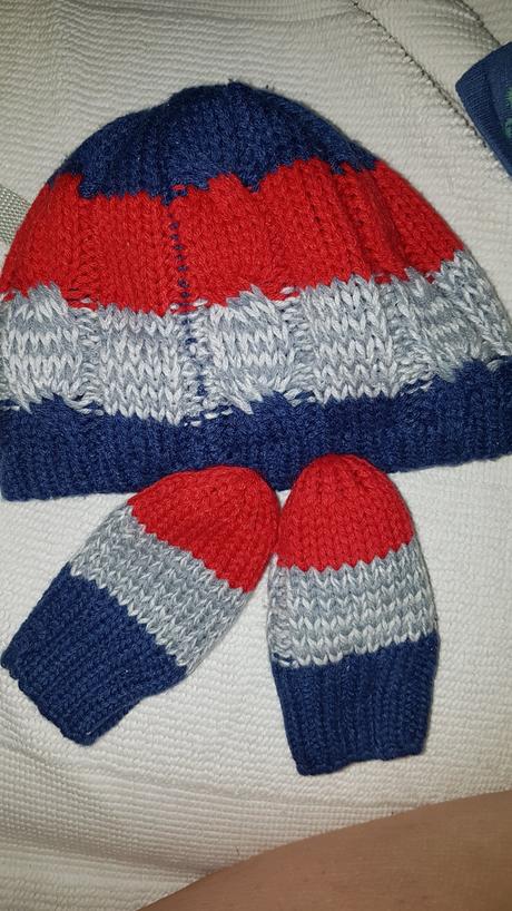 Ciapka a rukavice, 86