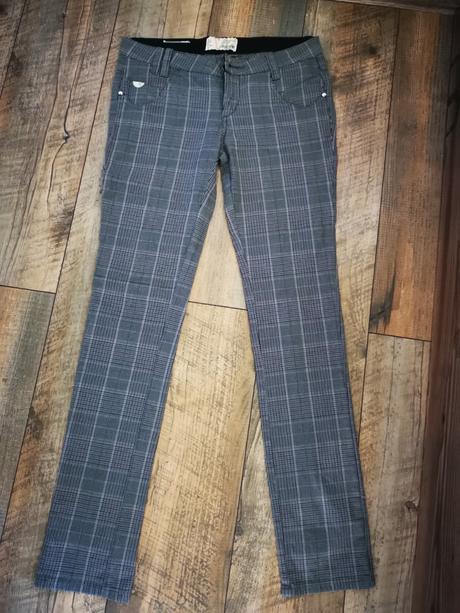 Nohavice, billabong,m