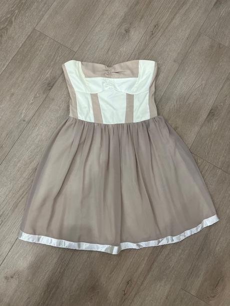 Elegantnè šaty, 36